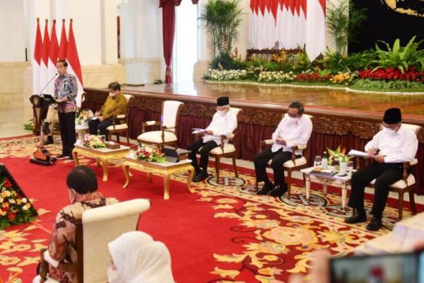 Presiden Jokowi Ingatkan Jajarannya Tuntaskan Seluruh Program dan Pembangunan