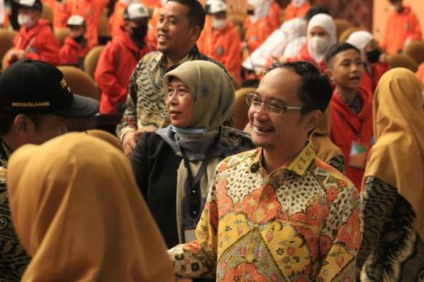 Cak Udin Terima Field Study MIN 1 Kota Malang di DPR RI