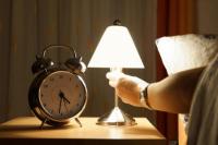 5 Alasan Kenapa Harus Mematikan Lampu Sebelum Tidur
