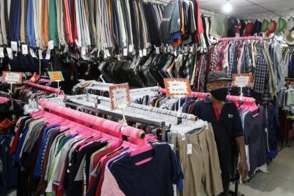 Thrifting Pakian Bekas Rugikan UMKM Lokal