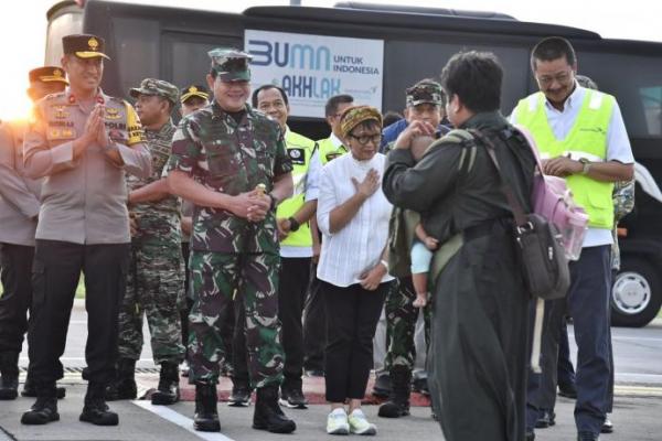 Dievakuasi dari Sudan, 385 WNI Tiba Di Tanah Air