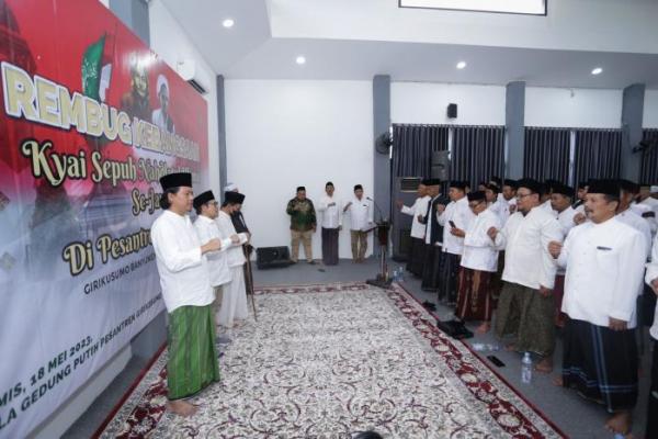 Kiai Sepuh se Jawa Kompak Dukung Gus Imin Presiden/Wapres