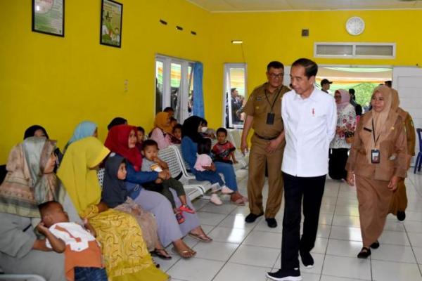 Tinjau Penanganan Stunting di Bengkulu, Presiden Jokowi: Sangat Baik