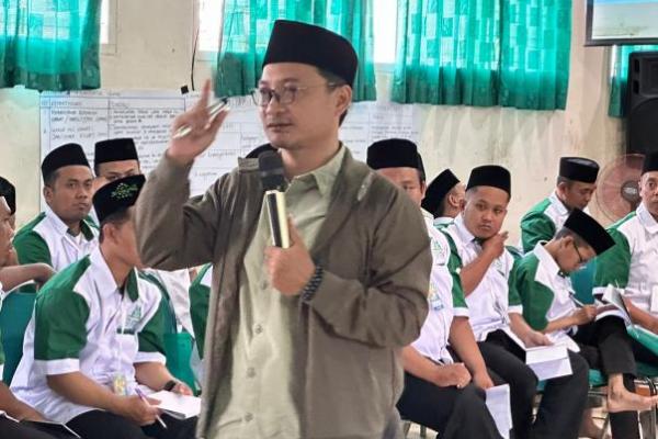 Hasanuddin Wahid Bekali Peserta PKL Ansor Kabupaten Malang