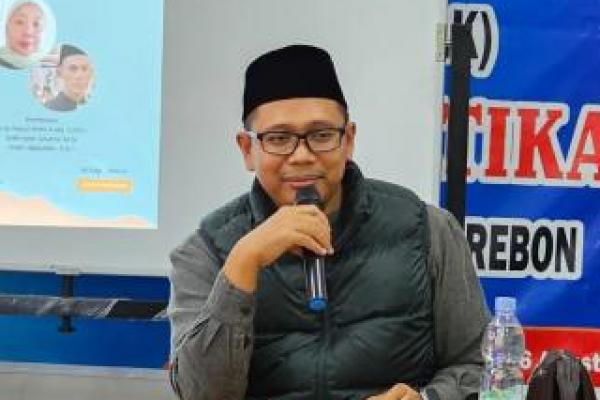 Sosialisasi Kesehatan Mental, dr Makki Sapa Kaum Hawa Cirebon