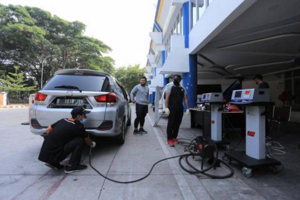 Dishub dan Polres Metro Tangerang Kota Gelar Uji Emisi Kendaraan Pribadi