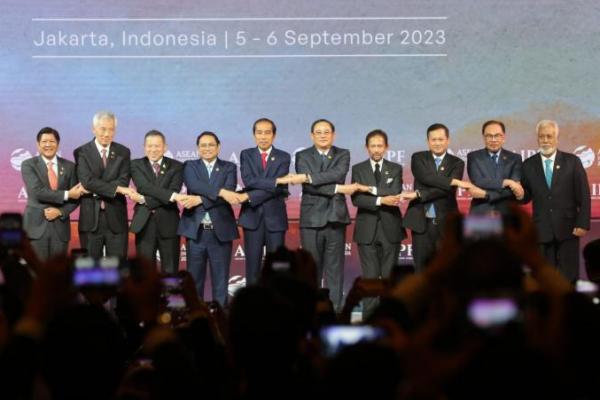 Presiden Jokowi Buka ASEAN-Indo Facific Forum di Jakarta