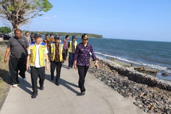 Pemerintah Bakal Bangun Pengaman Pantai Sea Wall di Pantai Pebuahan Jembrana