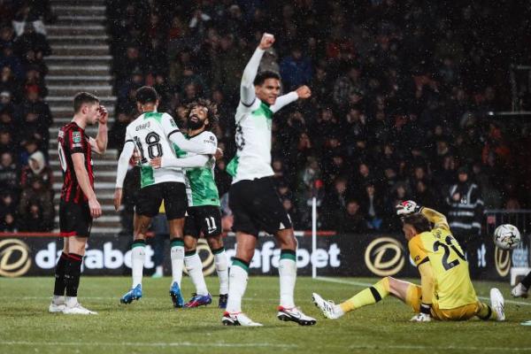 Jalani Laga Dalam Kondisi Badai, Liverpool Taklukan Bournemouth di Carabao Cup