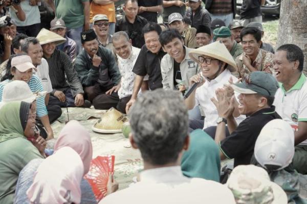 Gus Imin Sambangi Petani di Klaten