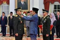 Presiden Jokowi Lantik Maruli Simanjuntak jadi KSAD