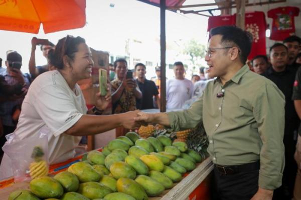 Sambangi Pasar Chinatown, Gus Imin Sapa Pedagang dan Temu Tokoh Tionghoa