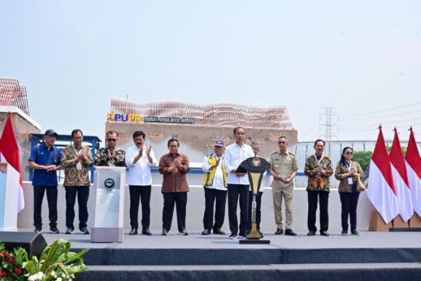 Presiden Jokowi Resmikan Stasiun Pompa Ancol Sentiong, Harap Banjir Jakarta Berkurang