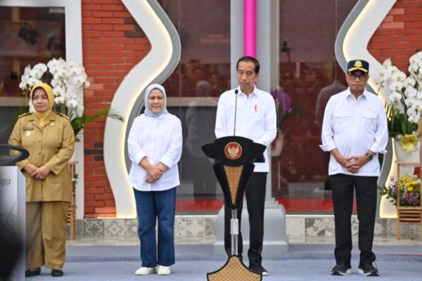 Presiden Jokowi Resmikan 4 Terminal di Jateng dan Jatim