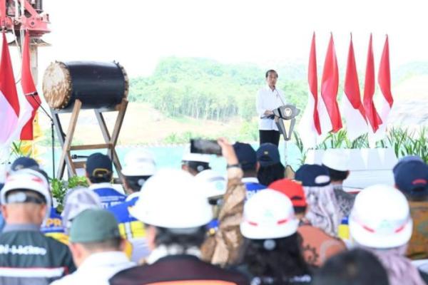 Presiden Jokowi Harap Pembangunan Masjid Negara di IKN Representasikan Kemajemukan