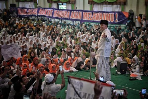 Hadiri Deklarasi Istigosah Bareng Ulama di Sumenep, AMIN Ajak Warga Madura Pilih Nomor 1