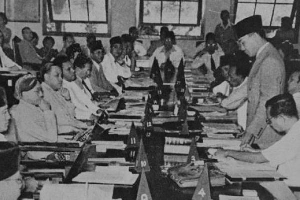 Sejarah Lahirnya UUD 1945 Menjadi Konstitusi Negara Indonesia