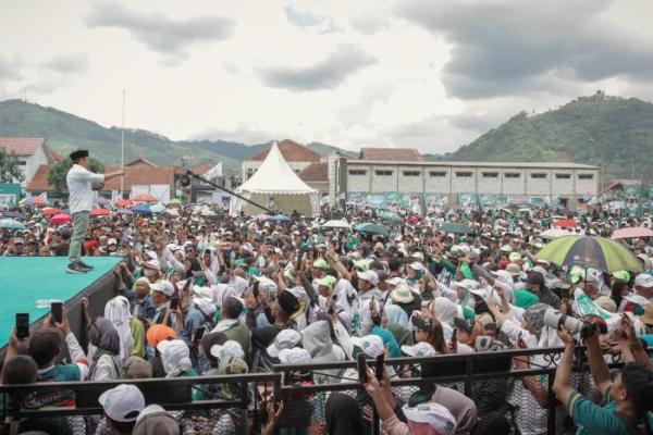 Sapa Warga Bandung di Nagreg, Gus Imin Beberkan Janji AMIN