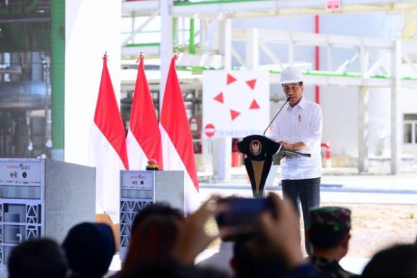 Tekan Impor Amonium Nitrat, Jokowi Resmikan Pabrik PT Kaltim Amonium Nitrat