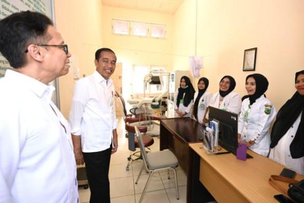 Tinjau RSUD Sibuhuan Padang Lawas, Jokowi Janji Bakal Tingkatkan Fasilitas Medis