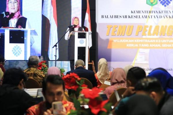 Pemerintah Tingkatkan Pelayanan K3 di Industri