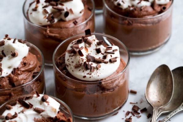 Gampang Banget! Ini Caranya Bikin Mousse Chocolate untuk Berbuka