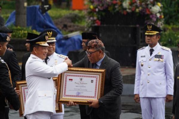 Pemkot Tangerang Raih Pengharggan Pemerintah Daerah Terbaik