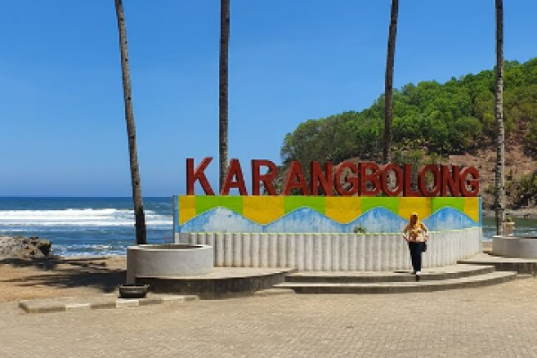 Anggota Komisi IV DPR Apresiasi Pengembangan Kawasan Wisata Karang Bolong Kebumen