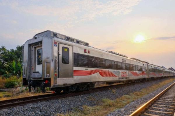 Kereta Api Tanpa Transit Terobosan Kemenhub untuk Masyarakat