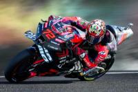 Hasil MotoGP Inggris 2025: Marco Bezzecchi Asapi Marc Marquez