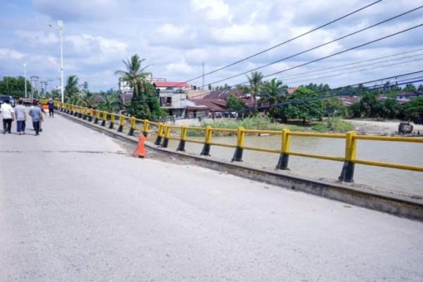 Pemprov Riau Terus Proses Rencana Perbaikan Jembatan Sungai Rokan