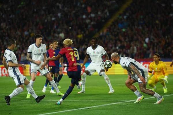 Hansi Flick Nilai Laga Barcelona vs Inter Milan `Final Sebelum Final`