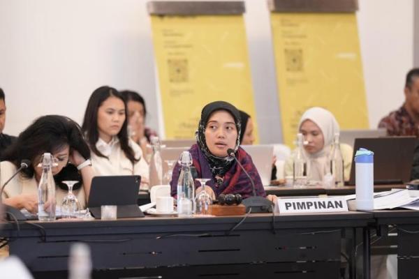 Chusnunia Ajak Semua Pihak Kolaborasi Atasi Hamparan Sampah di Selat Bali