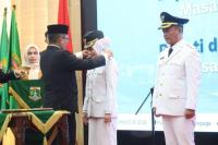 Gubernur Banten Andra Soni Lantik Bupati dan Wakil Bupati Serang