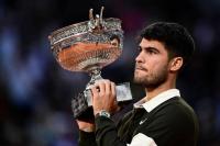 Carlos Alcaraz Juara French Open 2025 Usai Kalahkan Jannik Sinner