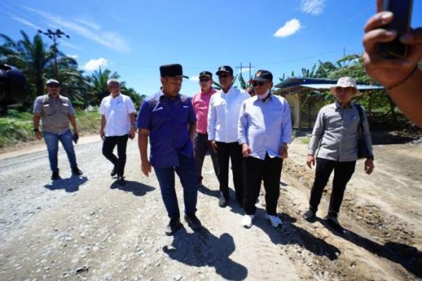 Meski Anggaran Terbatas, Gubernur Wahid Prioritaskan Perbaikan Jalan Krusial di Riau