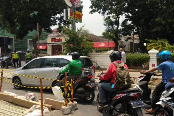 Gubernur Jakarta Minta Proyek Mangkrak Buat Macet Jalan Ditertibkan