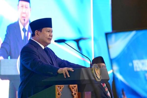 Hadiri Pengukuhan Hakim MA, Presiden Prabowo Umumkan Kenaikan Gaji