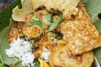Nasi Pecel Godong Jati, Ini 4 Destinasi Kuliner Khas Nganjuk