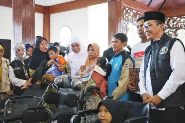 Gubernur Jatim Kucurkan Rp6,37 M Dana Pemberdayaan di Pamekasan