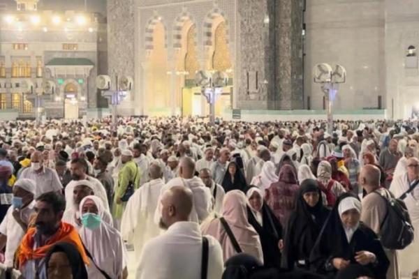 Jemaah Haji Banyuwangi Terpaksa Tunda Kepulangan Imbas Ketegangan Geopolitik Timur Tengah
