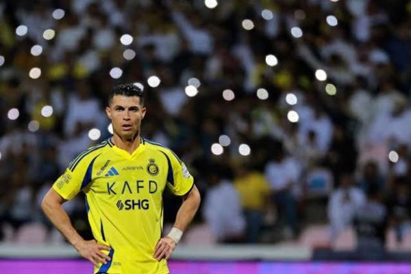 Cristiano Ronaldo Disebut Bertahan di Al-Nassr Hingga 2027
