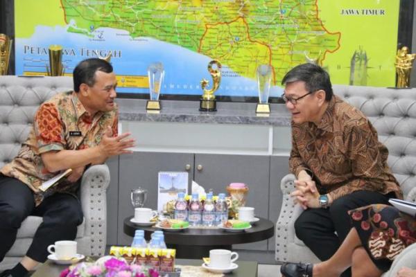 Temui Dubes Singapura, Gubernur Luthfi Sampaikan Upaya Pengembangan Pelabuhan di Jateng