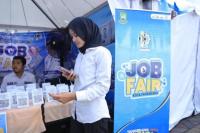 17.412 Pencaker Ramaikan Job Fair di Festival Al-A`zhom Kota Tangerang