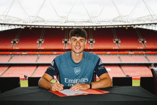 Kepa Arrizabalaga Resmi Bergabung dengan Arsenal