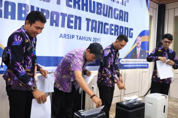 Dinas Perhubungan Tangerang Musnahkan 106 Arsip Inaktif