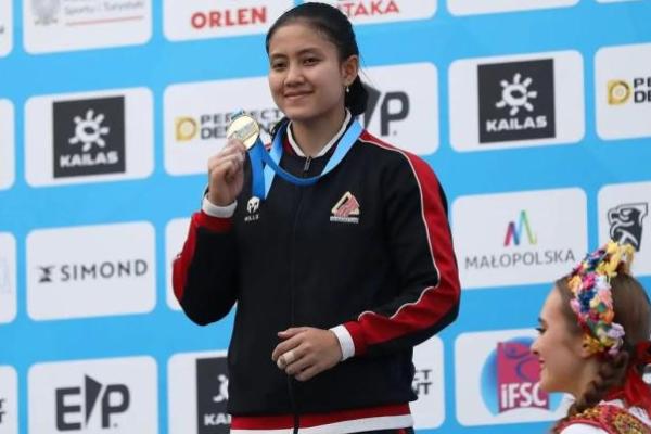 Desak Made Rita Sukses Raih Gelar Kejuaraan Dunia di IFSC 2025 di Polandia