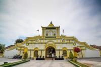 Sumenep Tawarkan Pesona Wisata Alam dan Budaya yang Memikat