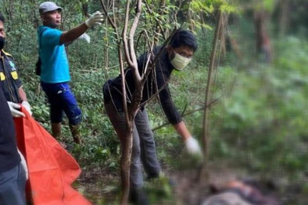 Penemuan Mayat Membusuk Gegerkan Warga Bukit Suci Gresik