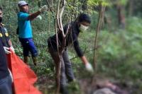 Penemuan Mayat Membusuk Gegerkan Warga Bukit Suci Gresik